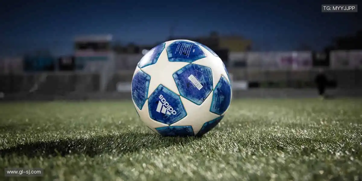 📺高清直播，每一个进球都让你身临其境！🏀